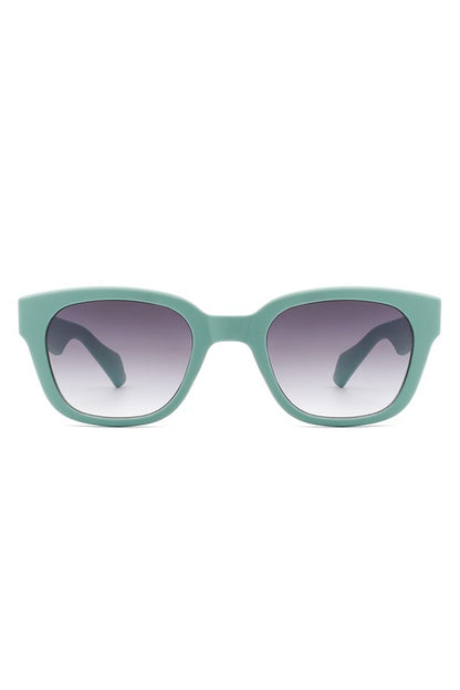 Classic Horn Rimmed Square Sunglasses