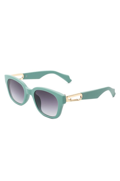 Classic Horn Rimmed Square Sunglasses